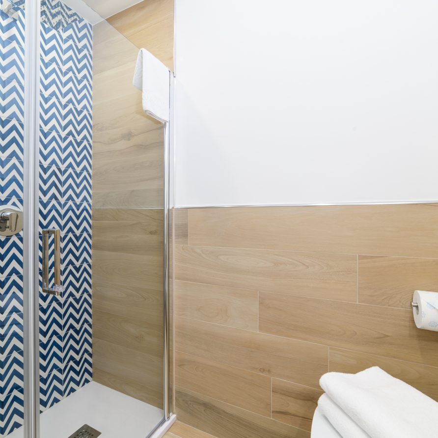 La Maison du Grand Tour - appartamento Blu - bagno in camera