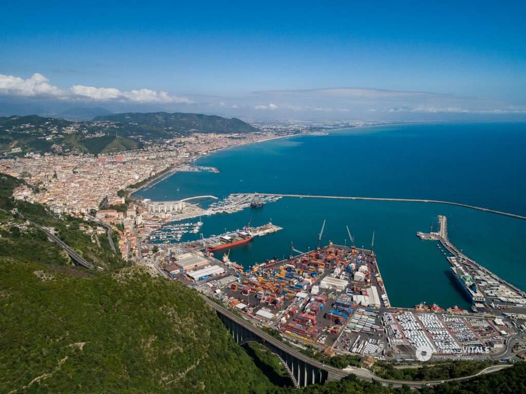 Veduta aerea del Golfo di Salerno